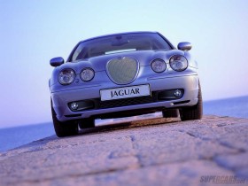 Jaguar S Type - self drive car hire
