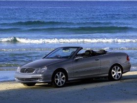 Mercedes CLK 320 Convertible - self drive car hire